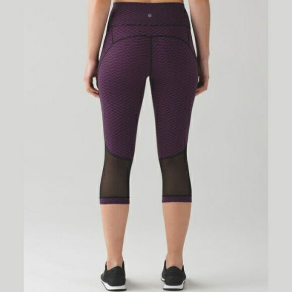 Lululemon Gear Up Crop Leggings in Score Jacquard 4 - Picture 1 of 12